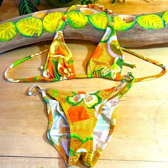 Colleen Kelly Designs retro bikini - Picture 1 of 9